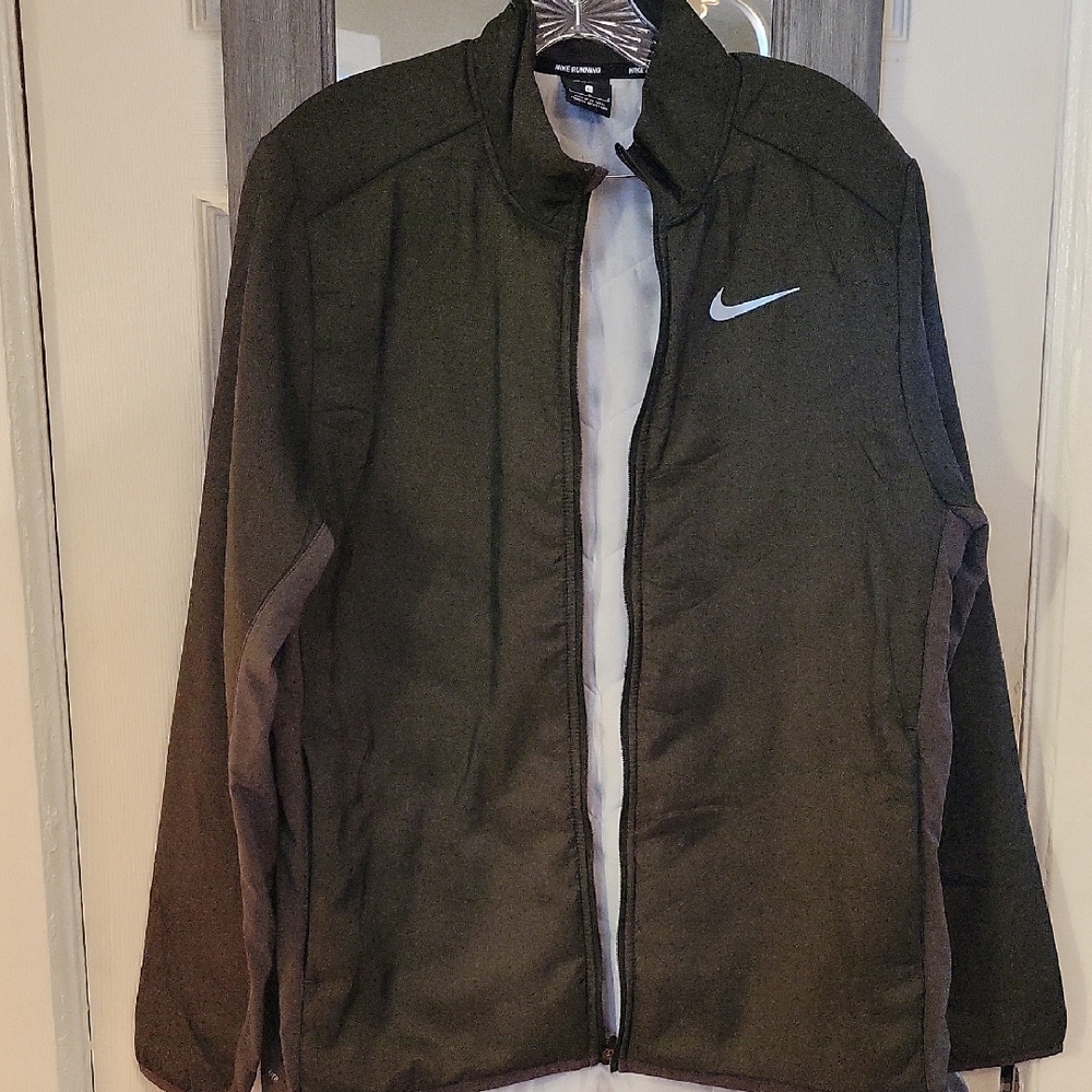 Nike Men's Dark Green Windbreaker Jacket